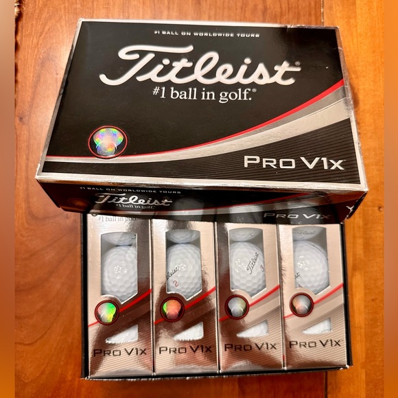 Titleist ProV1X Logo Balls - 1 Dozen